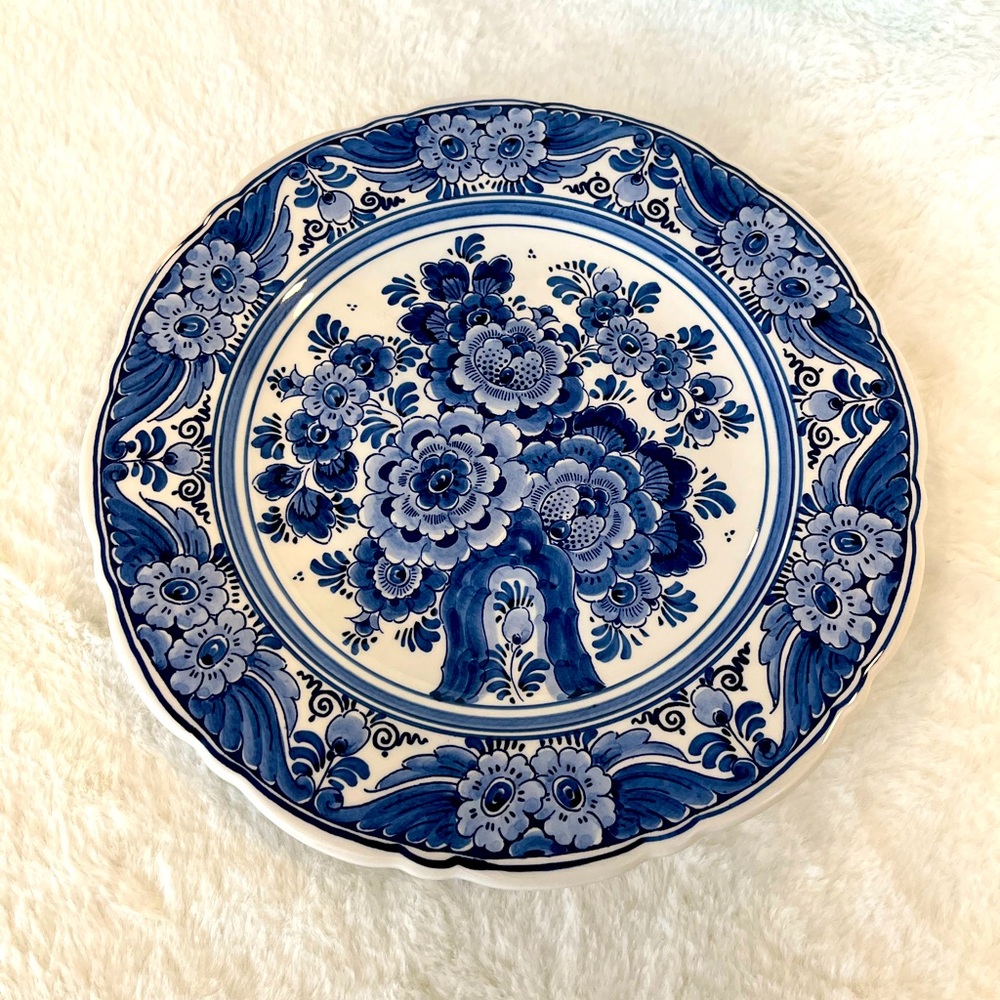 19th century Handpainted Vintage delft plate